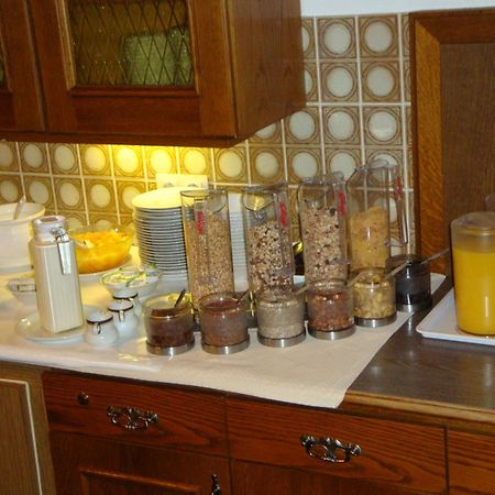 Hotel Garni Val-Sinestra Ischgl Ngoại thất bức ảnh
