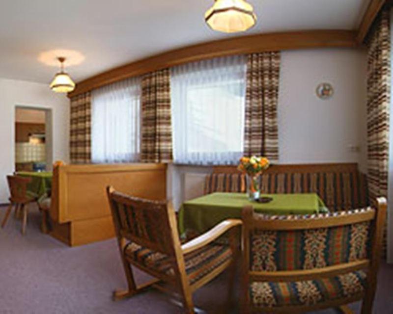 Hotel Garni Val-Sinestra Ischgl Ngoại thất bức ảnh