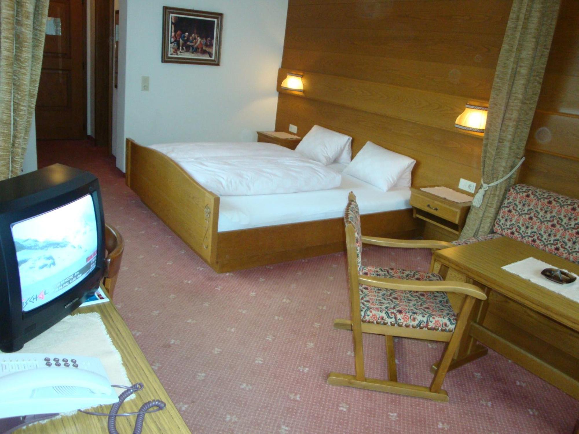 Hotel Garni Val-Sinestra Ischgl Ngoại thất bức ảnh
