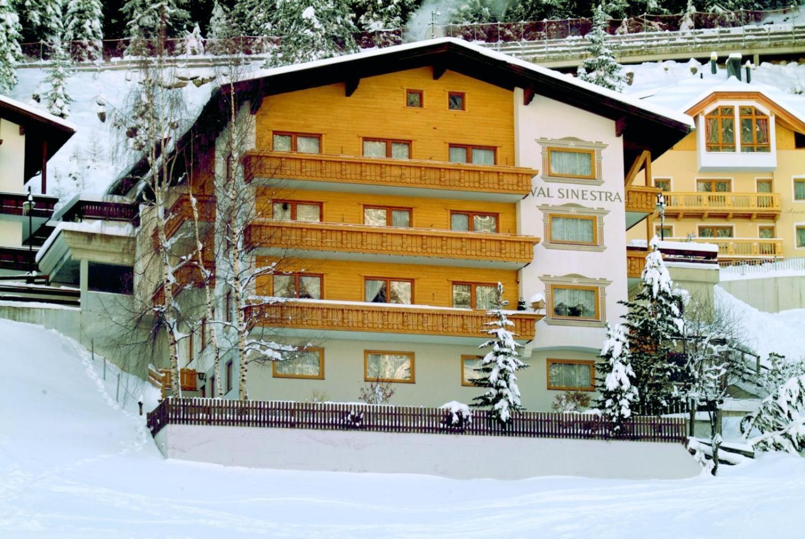 Hotel Garni Val-Sinestra Ischgl Ngoại thất bức ảnh