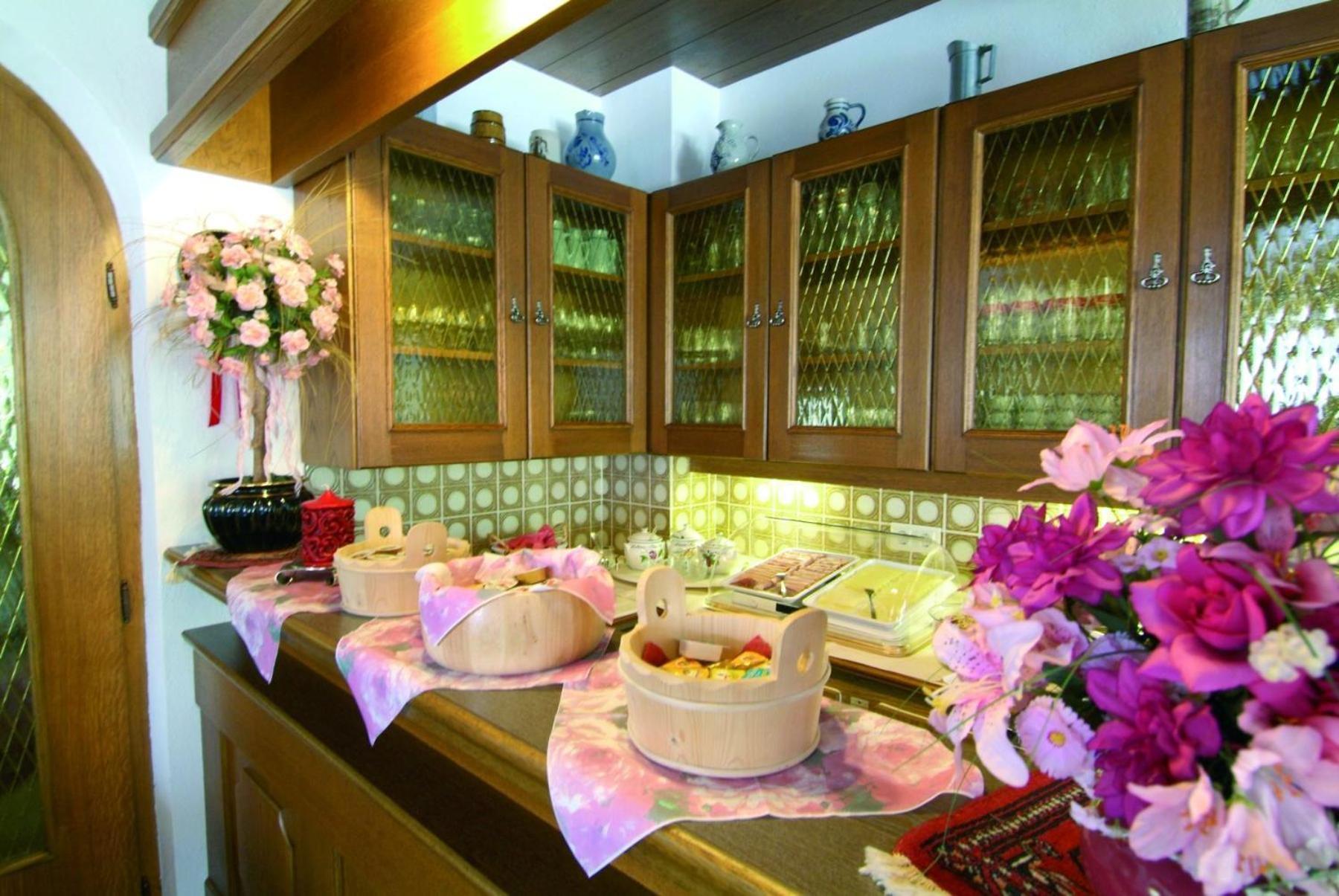 Hotel Garni Val-Sinestra Ischgl Ngoại thất bức ảnh